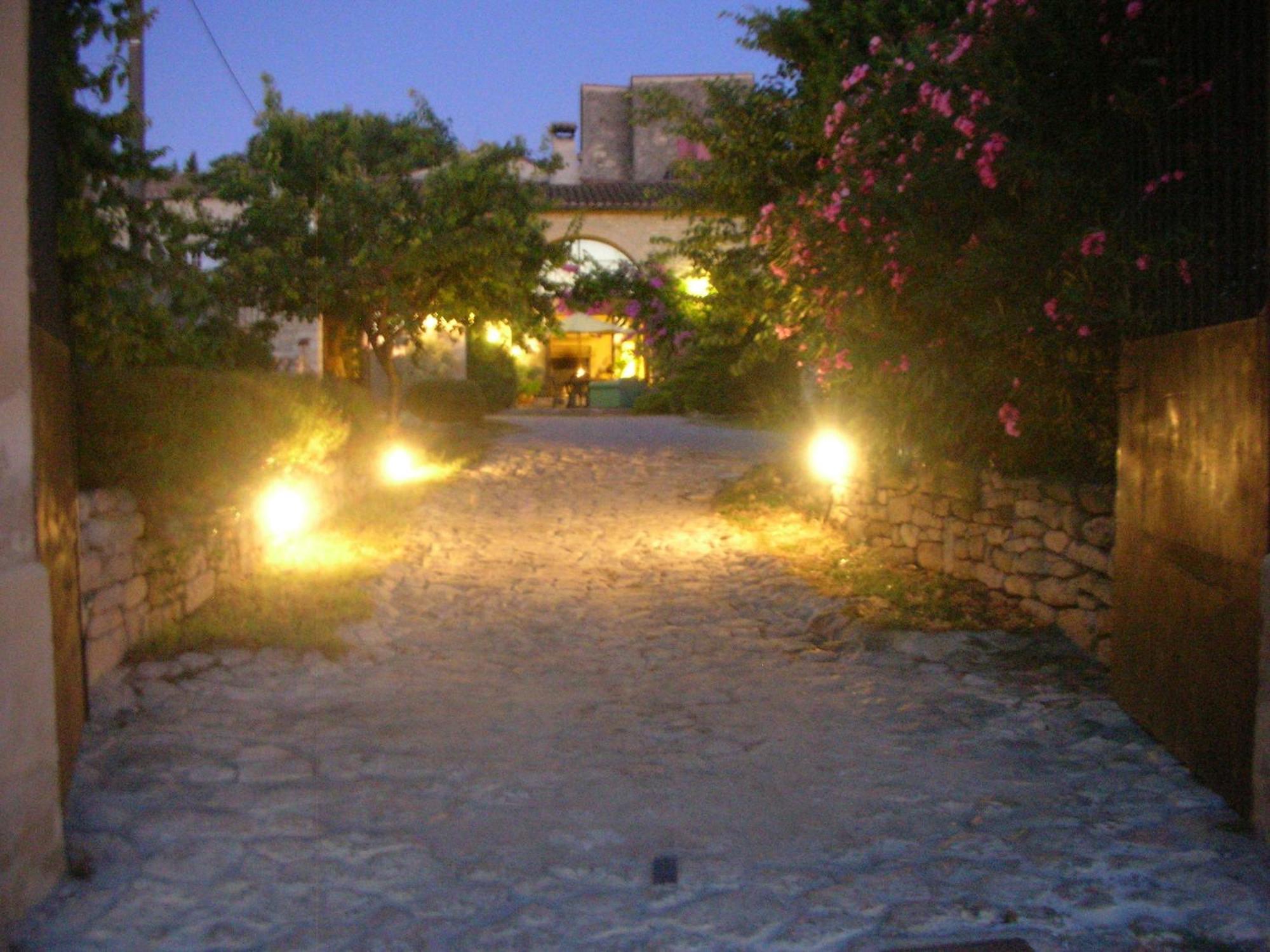Bed and Breakfast La Migrane Villevieille Exterior foto