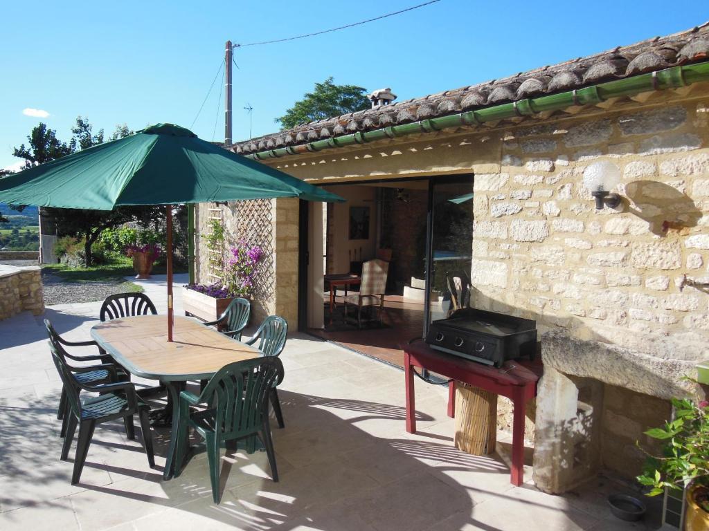 Bed and Breakfast La Migrane Villevieille Exterior foto